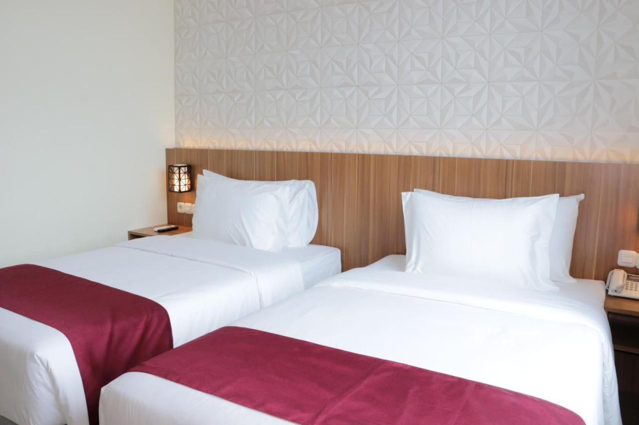 Hotel Horison Sentani Nefaar Exteriér fotografie