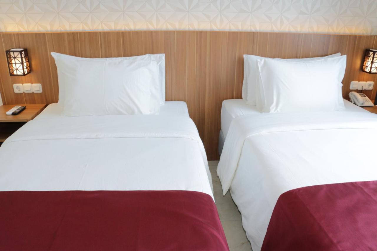 Hotel Horison Sentani Nefaar Exteriér fotografie
